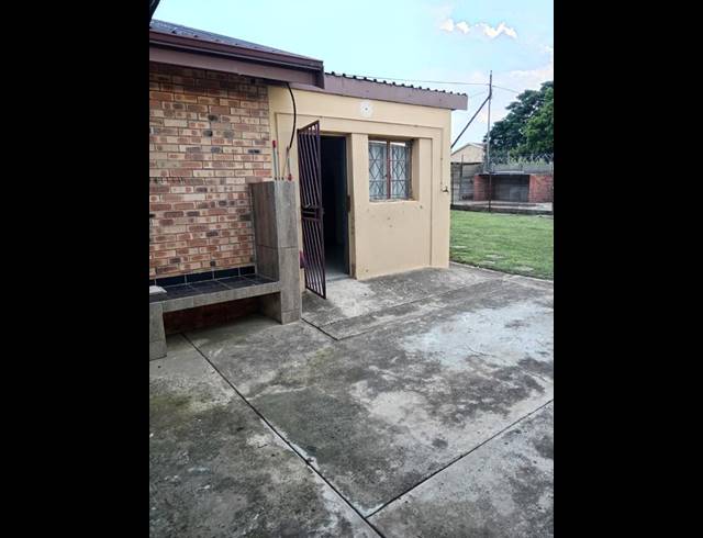 1 BEDROOM PROPERTY TO RENT IN GLENCOE
